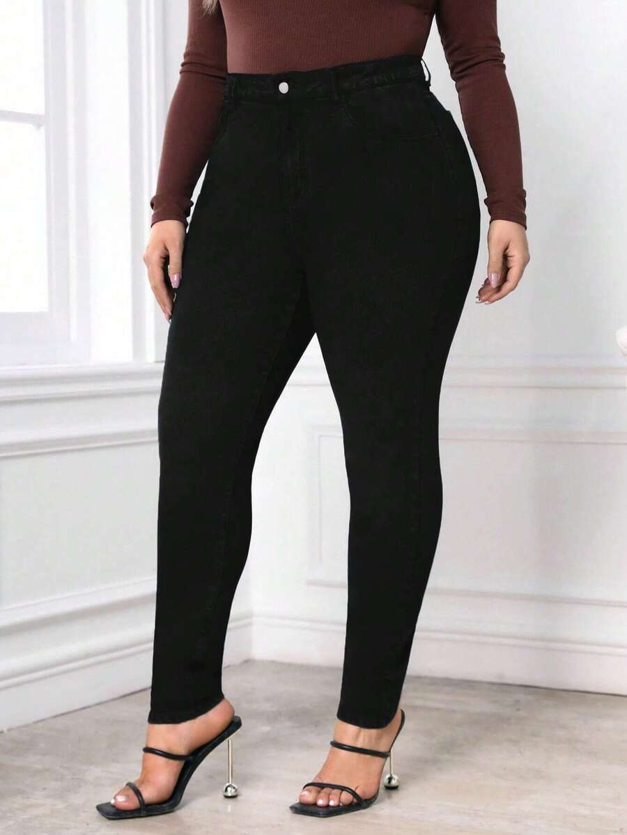 SHEIN Frenchy 加大码紧身牛仔裤 - 黑色 - 查看 1