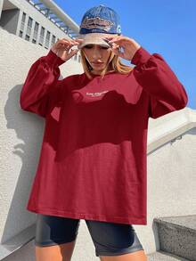 SHEIN EZwear 字母圖案落肩T恤 - 酒紅色 - 查看 4