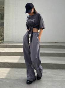 DAZY Letter Graphic Knot Hem Drop Shoulder Tee Preppy Tops Crop Women Tops - Dark Grey - View 7