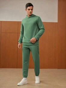 GENTILAND Men Letter Graphic Hoodie & Sweatpants - Green - View 3