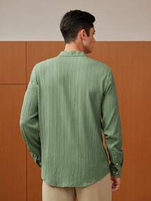 GENTILAND Men Solid Button Front Shirt - Green - View 5