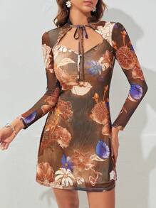 SHEIN Unity Vestido con estampado floral de cuello con cordón con abertura delantera de malla - Multicolor - Ver 3