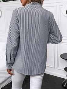 SHEIN Clasi 條紋印花荷葉邊前紐扣襯衫 - 藍白色 - 查看 2