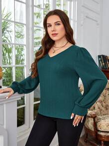 EMERY ROSE Plus Solid V Neck Lantern Sleeve Tee - Dark Green - View 4