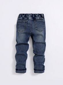 SHEIN Young Boy Ripped Frayed Bleach Wash Jeans