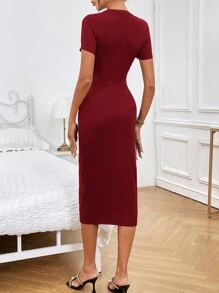 SHEIN Privé 紐扣細節緊身洋裝 - 酒紅色 - 查看 2