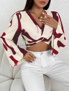 SHEIN PETITE 圖案印花前扭結短款襯衫 - 紅白色 - 查看 5