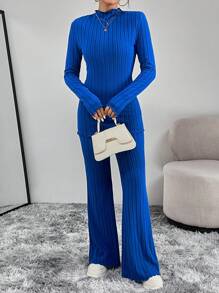 SHEIN Essnce 小高領下擺開叉T恤&喇叭褲 - 寶藍色 - 查看 5