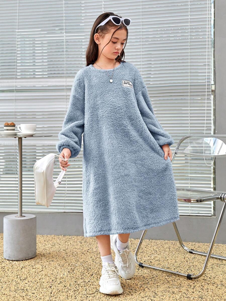 SHEIN Cô gái Tween Thư được vá Thả vai Teddy Đầm - Màu xanh lam - Xem 1