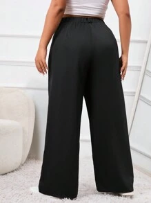 SHEIN PETITE CURVE Plus Size Solid Color Front Button Simple Casual Suit Pants Graduation,Back To School,Teacher Outfits For Women,Suitable For Daily Wear And Commuting In Fall/Winter