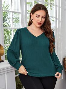 EMERY ROSE Plus Solid V Neck Lantern Sleeve Tee - Dark Green - View 1