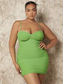 SHEIN BAE Plus Ruched Bustier Cami Bodycon Dress - Green - View 1