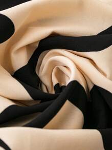 SHEIN Clasi 大碼滿版印花腰帶襯衫洋裝 - 杏色 - 查看 5