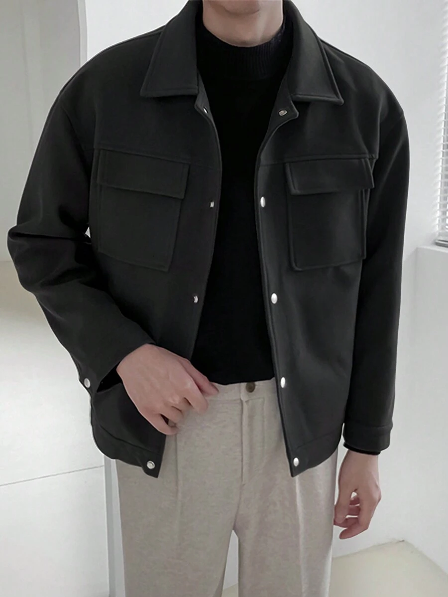 Manfinity Homme 男士翻蓋口袋落肩袖夾克 - 黑色 - 查看 1