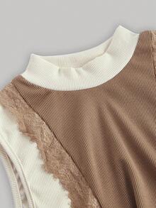 SHEIN MOD 小高領蕾絲邊前繫帶背心上衣 - 杏色 - 查看 4