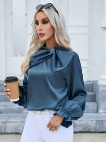 SHEIN Privé 前扭結荷葉袖緞面襯衫 - 藍色 - 查看 5