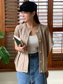 DAZY 素色前紐扣蝙蝠袖麻花編織開襟衫 - 卡其色 - 查看 5