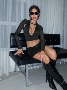 SHEIN ICON 鏤空網紗拼接短款T恤 - 黑色 - 查看 5