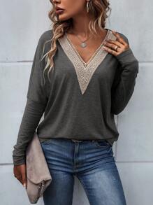 SHEIN LUNE 对比色凸纹蕾丝蝙蝠袖 T 恤图案 T 恤女式上衣 - 深灰色 - 查看 6