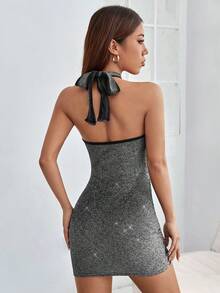 SHEIN PETITE 撞色滾邊十字交叉繞頸露背褶邊金屬亮絲緊身洋裝 - 銀色 - 查看 2