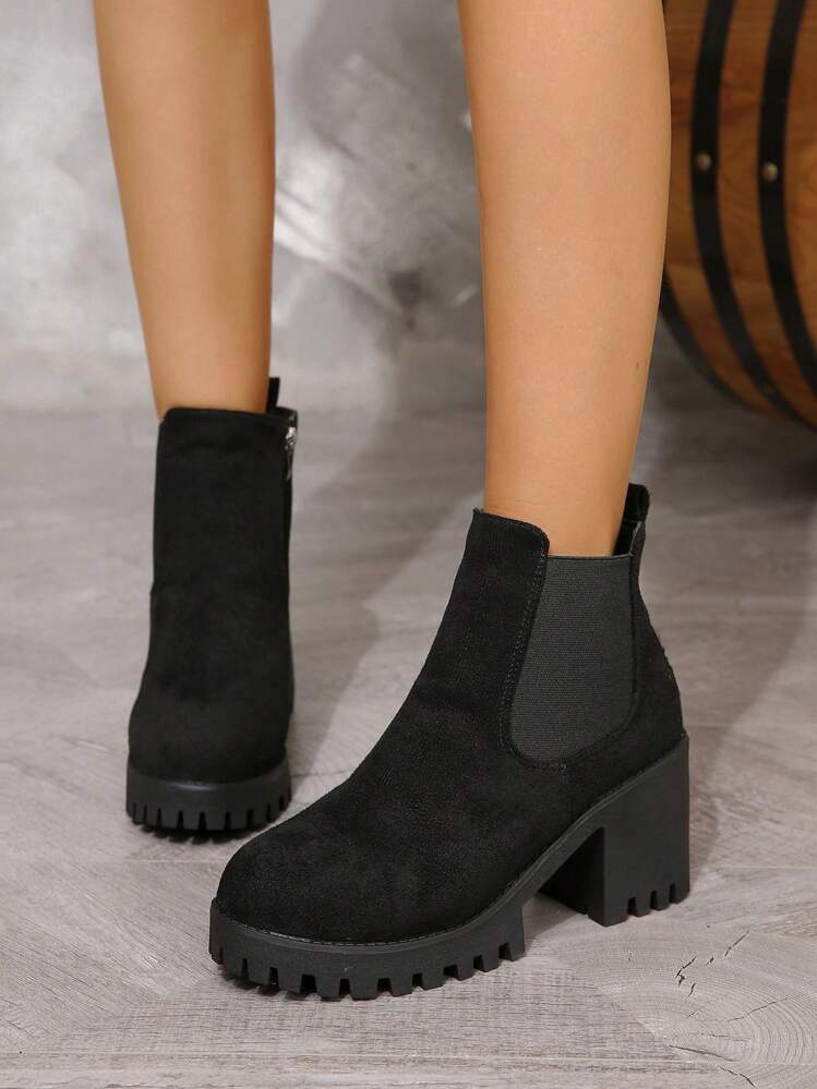 Women's Round Toe Chunky Heel & Thick Platform Chelsea Boots For Fashion - Black - View 6