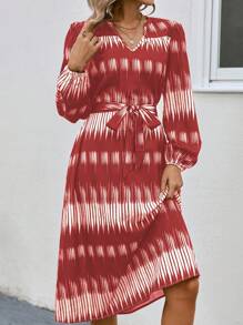 SHEIN Clasi 滿版印花繫腰帶洋裝 - 紅色 - 查看 6