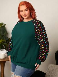 SHEIN CURVE+ 大碼愛心圖案插肩袖運動衫 - 墨綠色 - 查看 3