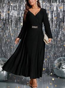 SHEIN Clasi 大碼交疊領繫腰帶洋裝 - 黑色 - 查看 1