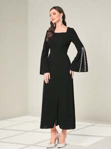 Modelyn Rochie cu mâneci despicate cu mărgele cu perle decolteu pătrat - Negru - Vizualizare 3