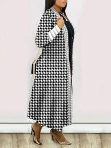 ChicMe Plus Size Denim Effect Print Rainbow Ombre Lace Patch Longline Coat Fashionable Outerwear - Black and White - View 3