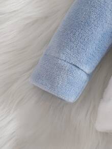 SHEIN 男小童恐龍刺繡插肩袖法蘭絨衛衣和褲子 - 藍色 - 查看 5