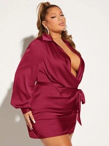 SHEIN SXY 大碼垂領燈籠袖腰帶緞面緊身洋裝 - 酒紅色 - 查看 3