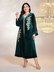 Al Najma Plus Floral Appliques Contrast Trimmed Velvet Dress - Dark Green - View 1