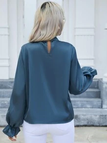 SHEIN Privé 前扭結荷葉袖緞面襯衫 - 藍色 - 查看 2