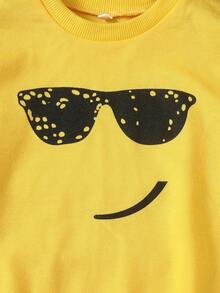 Young Boy Cartoon Graphic Sweatshirt & Letter Graphic Sweatpants - Yellow - View 3