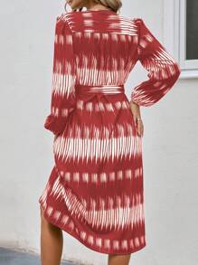 SHEIN Clasi 滿版印花繫腰帶洋裝 - 紅色 - 查看 2