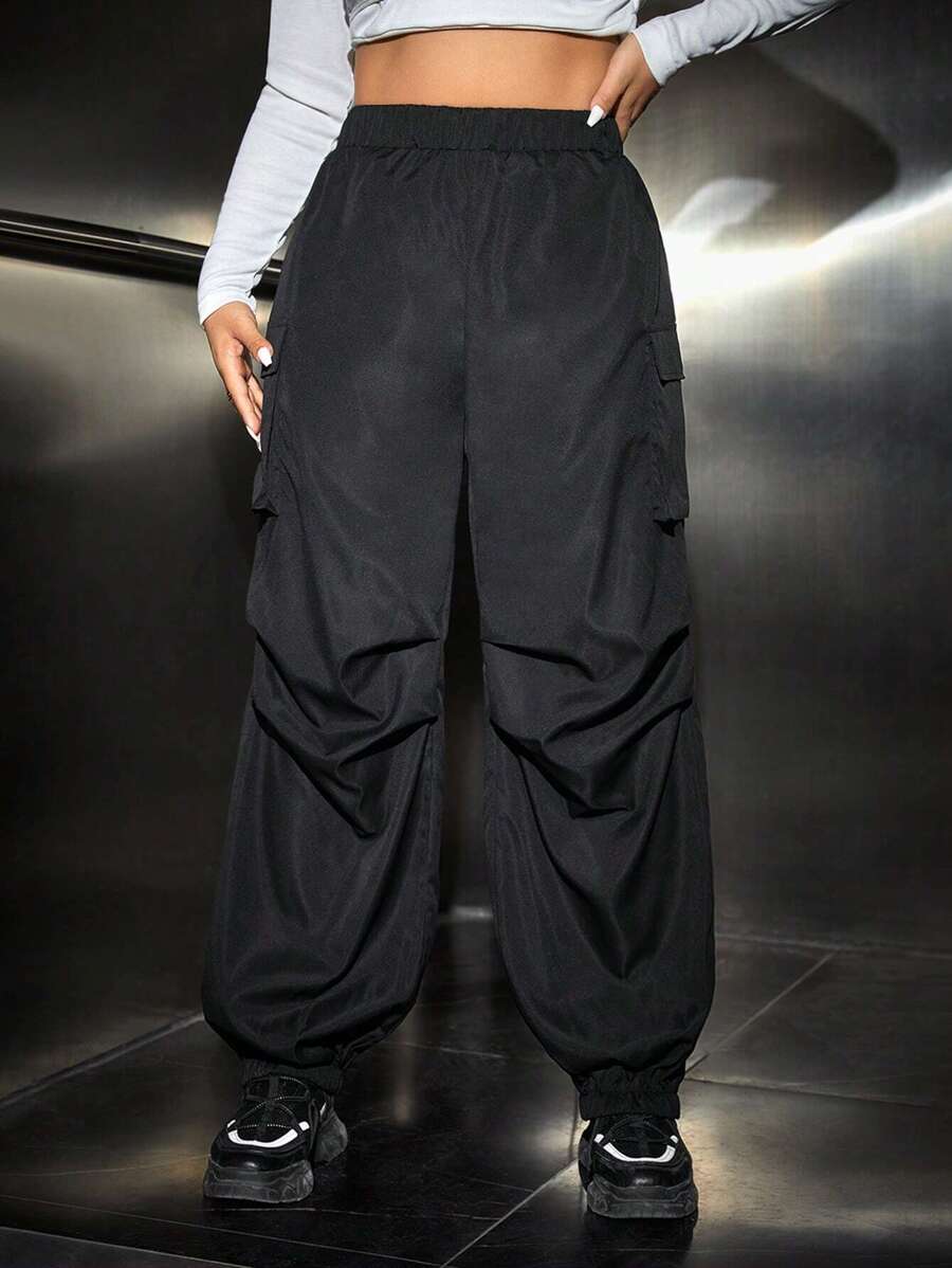 SHEIN Coolane Plus Flap Pocket Side Cargo Pants - Black - View 1