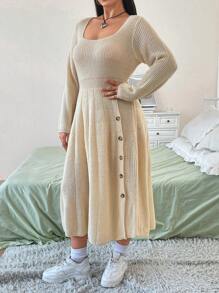 Flirla 大碼紐扣細節褶皺毛衣洋裝 - 杏色 - 查看 4