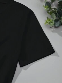 SHEIN LUNE 1 件圣诞印花 T 恤图案 T 恤女式上衣 - 黑色 - 查看 5