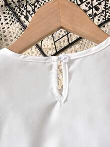 SHEIN Tween Girl Contrast Lace Bow Front Butterfly Sleeve Tee & Wide Leg Pants - Burgundy - View 5