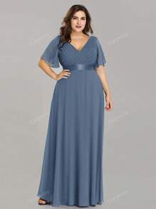 EVER-PRETTY Vestido de dama de honor elegante con cuello en V y plisado para tallas grandes