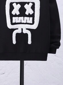 SHEIN 男孩卡通圖案加絨內裏運動衫 - 黑色 - 查看 4
