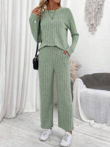 SHEIN LUNE Camiseta unicolor tejida de canalé & Pantalones acampanados