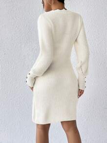 SHEIN Frenchy 紐扣細節條紋針織毛衣洋裝 - 米色 - 查看 2