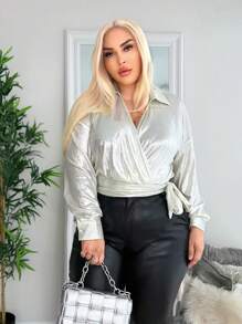 SHEIN SXY Plus Blouse Col Surplis À Nœud Métallique