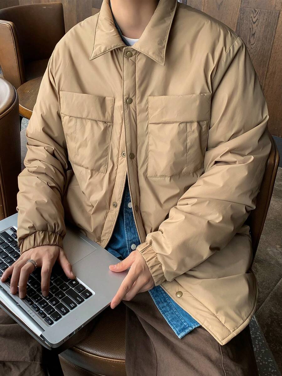 Manfinity Homme 男式翻盖口袋纽扣衬垫大衣（不含运动衫） - 卡其色 - 查看 1