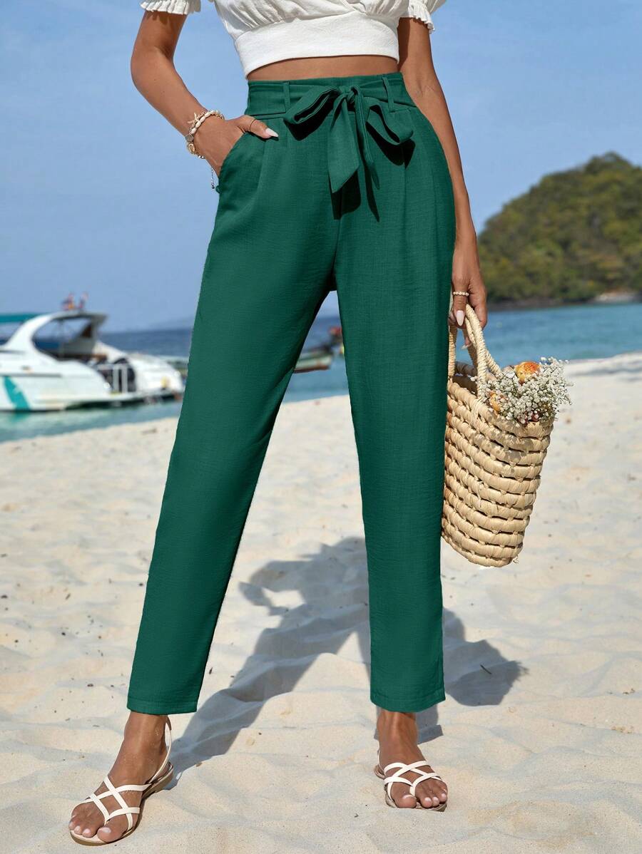 RueChic 素色腰帶九分長褲 - 綠色 - 查看 1