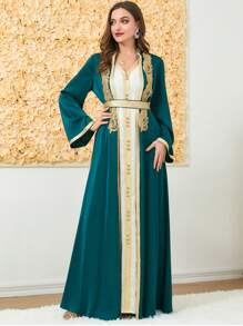 Contrast Trimmed Bell Sleeve Belted Dress - Green - View 2
