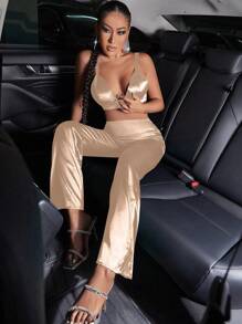 SHEIN SXY Top de tirantes crop unicolor & Pantalones acampanados - Champán - Ver 5