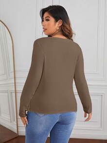 SHEIN Essnce 大碼船領褶邊T恤 - 棕色 - 查看 2
